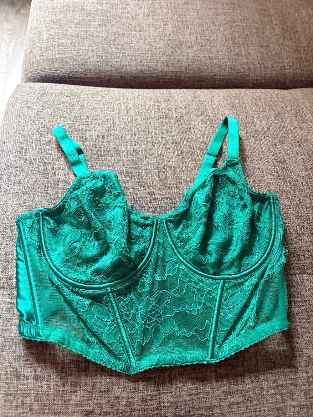 Victoria’s Secret 36DD Green Lace Unlined Demi Corset Bra Bustier Coquette